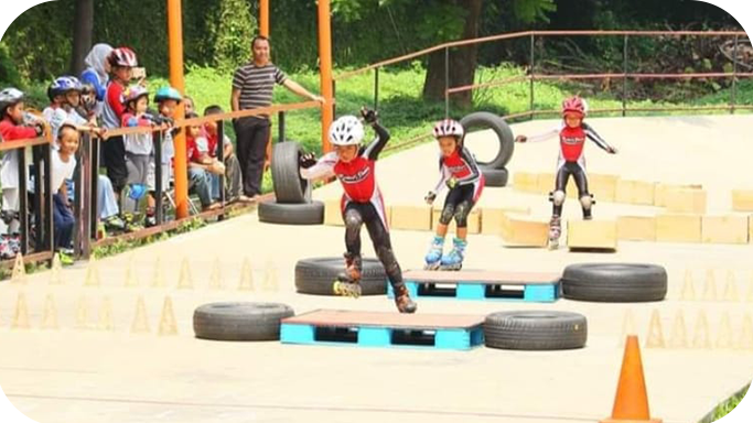 skate cross